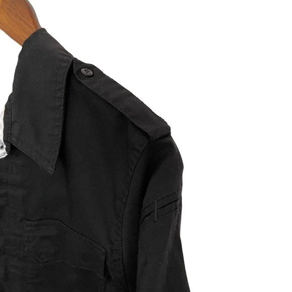 5.11 Tactical Roll Sleeve Button Front Long Sleeve Shirt Workwear Size Medium - Picture 9 of 10